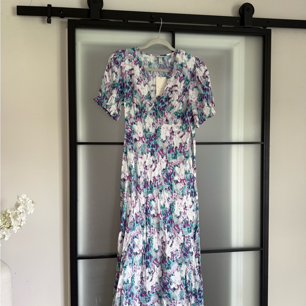 Floral V-Neck Maxi Dress